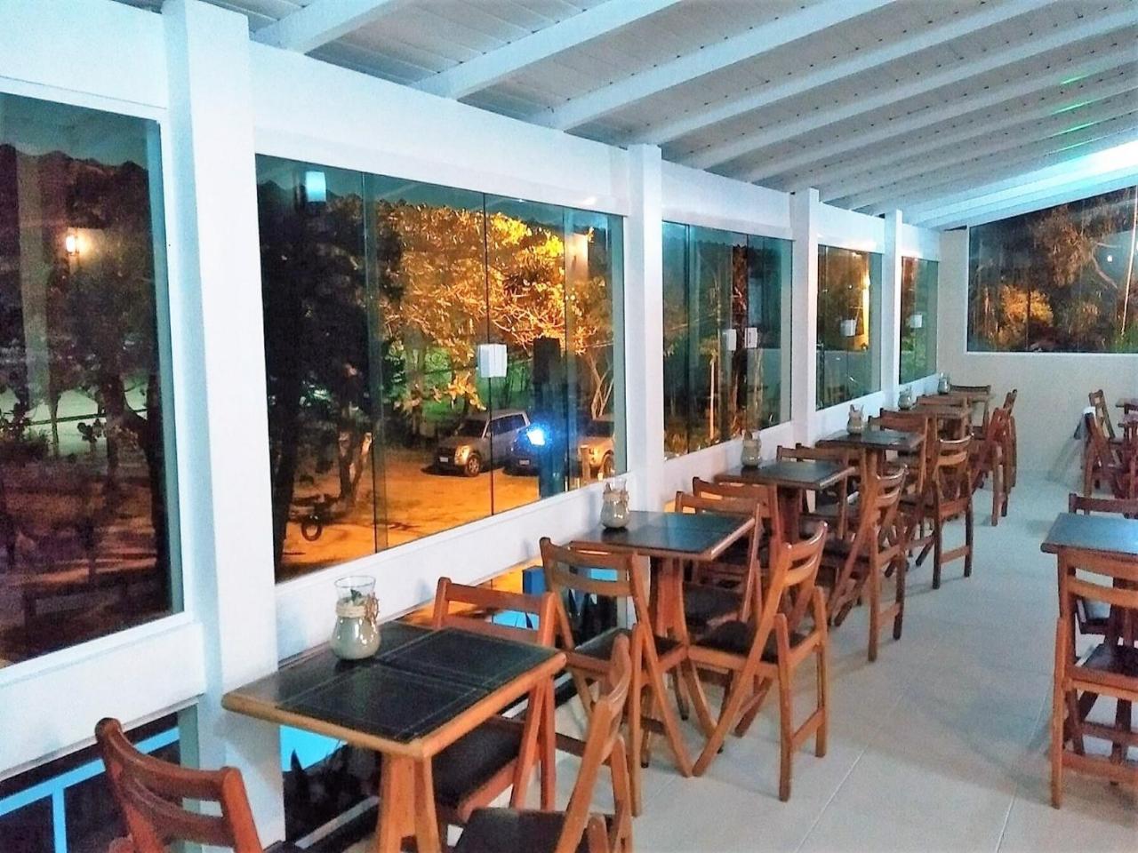 Pousada Vistazul - Piscina Climatizada - Pe Na Areia Bertioga Exteriér fotografie